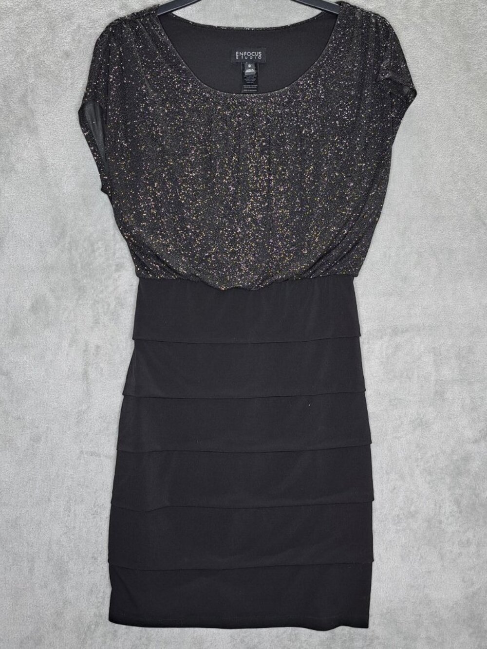 Enfocus Studio Size 8 Black Short Sleeve Round Neck Blouson Tiered fitted Dress